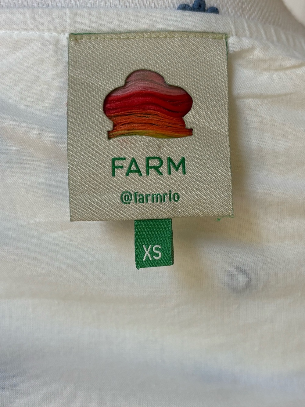 Farm Rio Embroidered Twist Front Crop Top Puff Sleeve XS - Picture 4 of 9